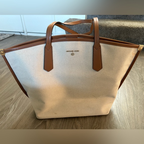Michael Kors Jane Large Canvas Tote Bag - Picture 1 of 8